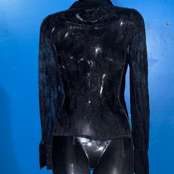 Button down lace top - Picture 6 of 6